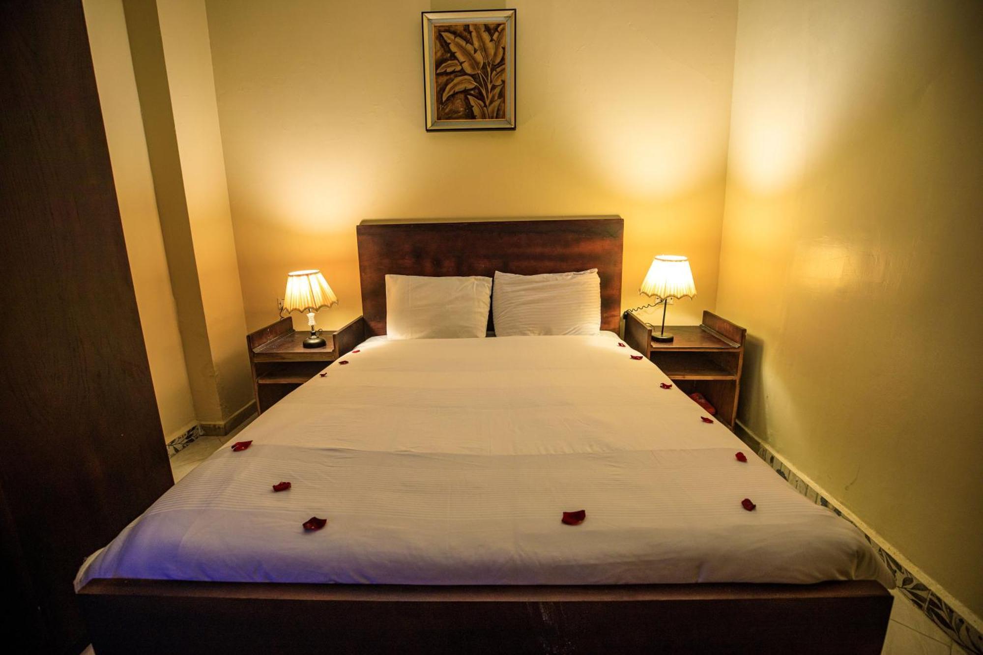 Bella Casa Pyramids Inn Nazlet el-Sisi Экстерьер фото